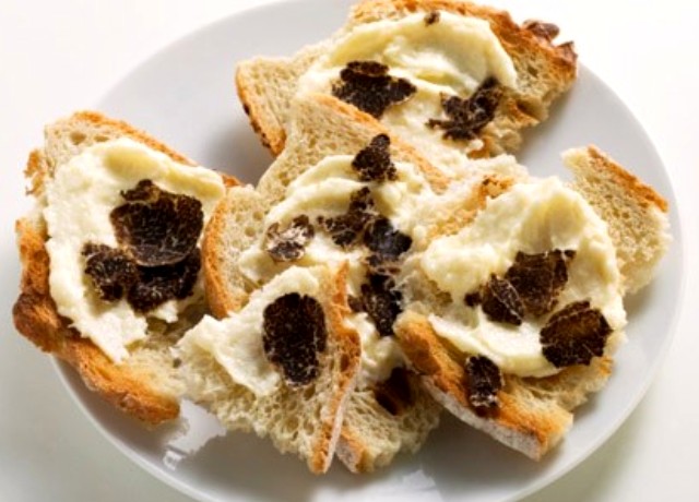 Crostini_al_tartufo